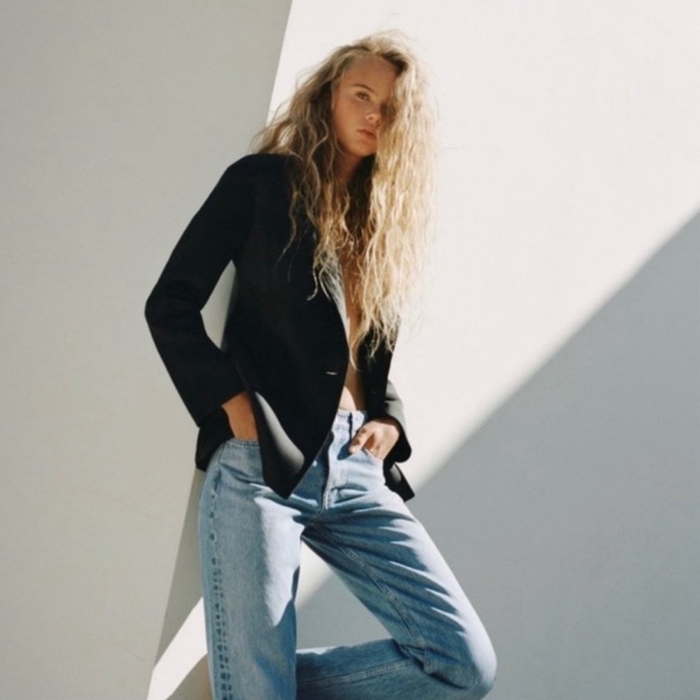 NWT Luxury Minimalist Streetwear Blogger’s Favorite Zara Neoprene Effect Jacket - Picture 3 of 11